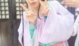 网红吃瓜男扮女装图片大全,笑料百出！